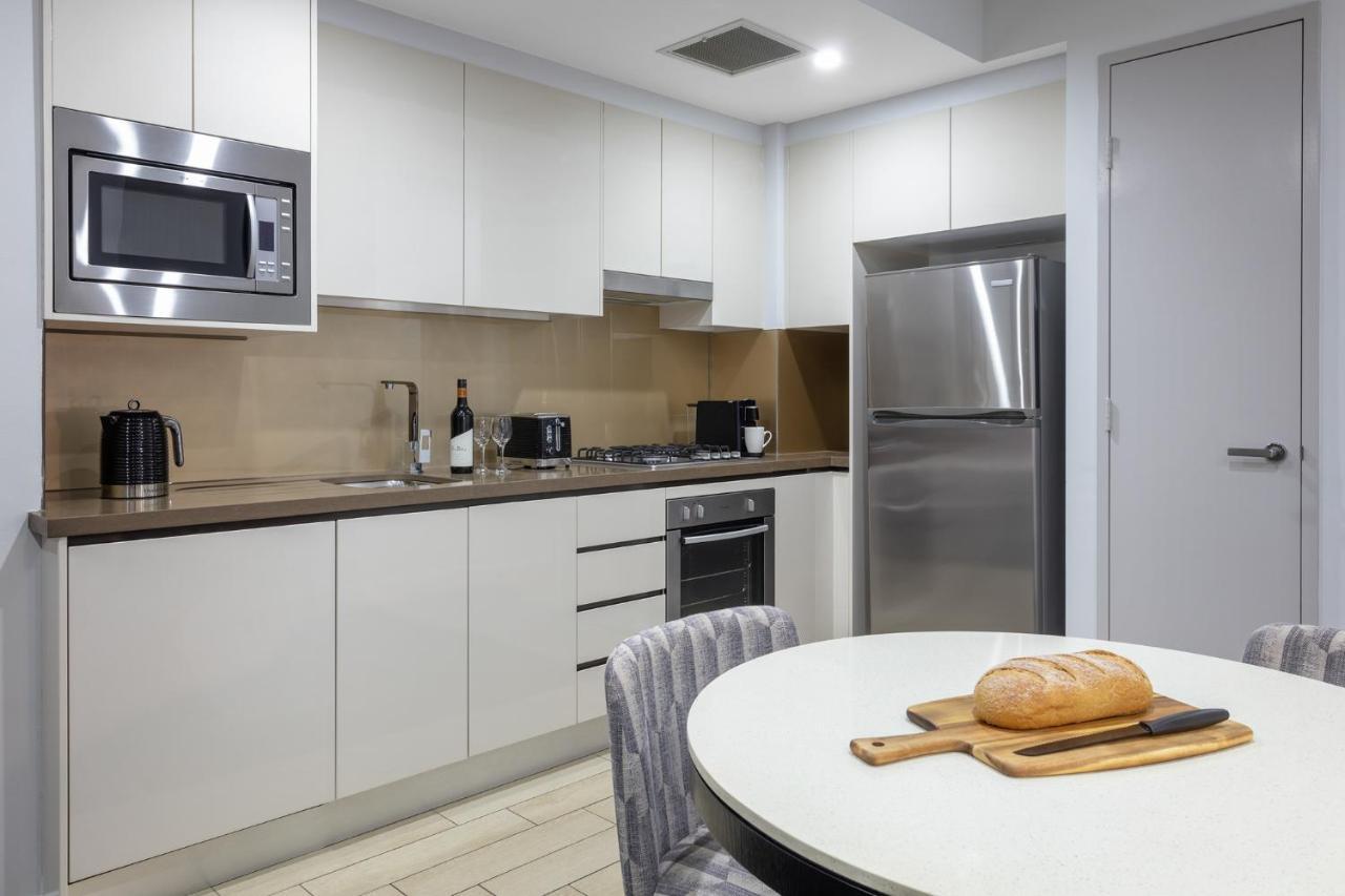 Meriton North Ryde Hotel 5*